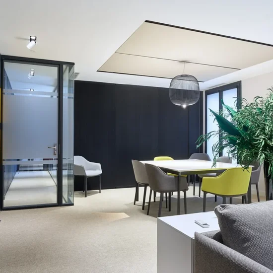 Flyer Horizontal Servicios de Construcción Fotográfico Azul y Amarillo_resultado